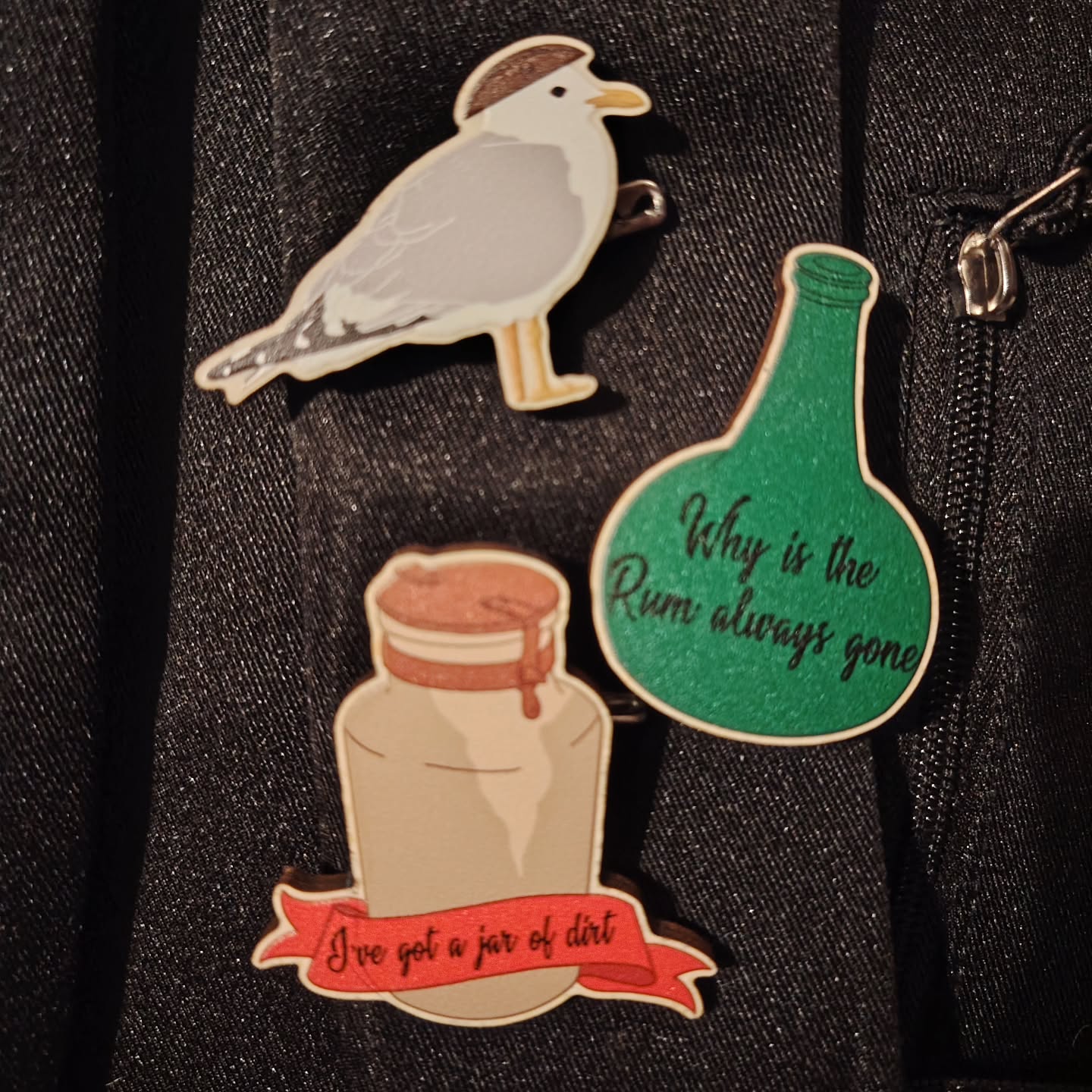 New pin badges coming soon
#pinbadge #illustrationartist #piratesofthecaribbean #smallartist #illustrator