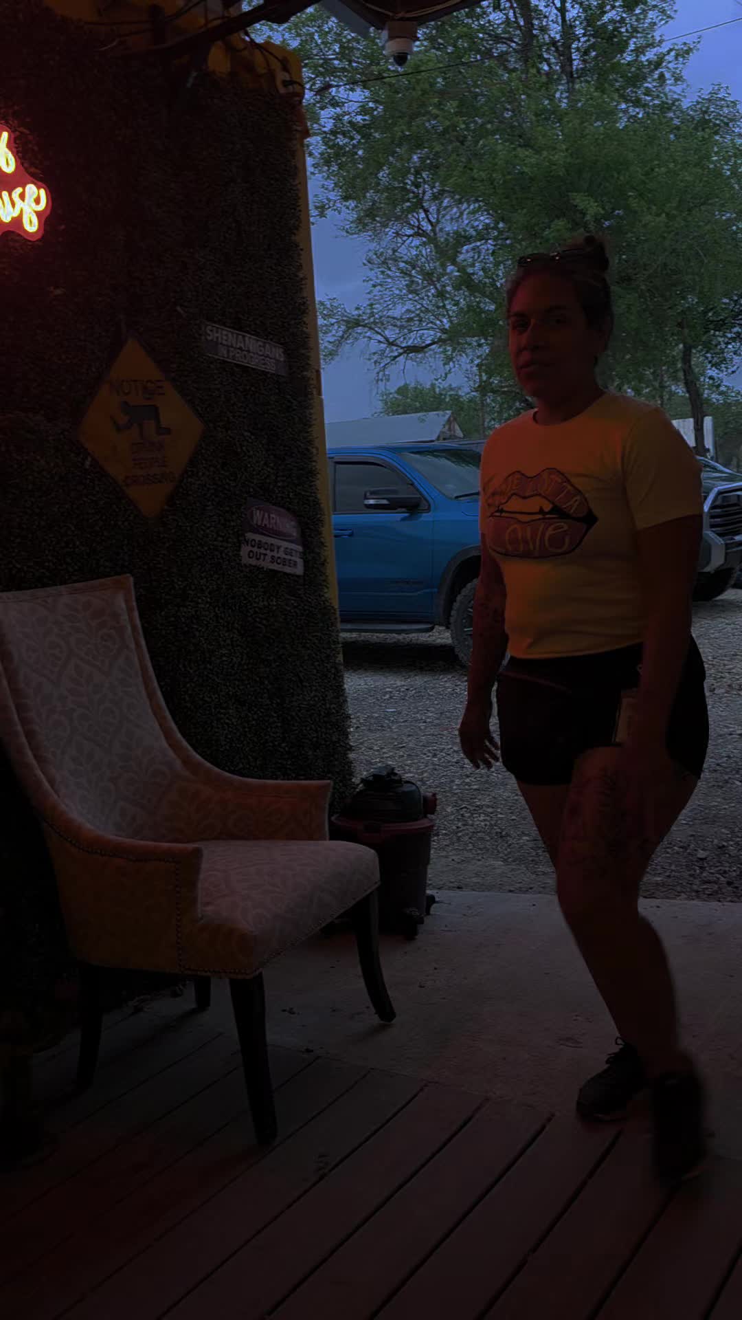 Be honest… 👀
Is the host suspicious or innocent?
Drop your guess below ⬇️
🕵️♀️ We’re watching 👀
📍 May 21 – Roosters Icehouse
https://www.nevermoreeventsco.com/event-details-registration/i-know-what-you-did-last-summer
#WhoDidIt #Nevermore