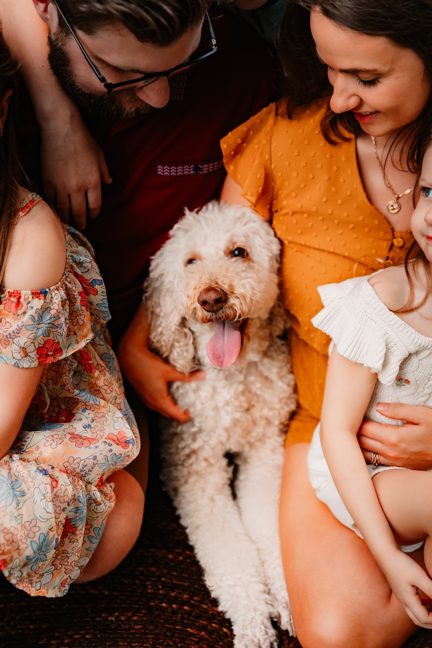 Family sessions aren’t about perfect smiles or everyone looking at the camera at the same time…
They’re about the way your kids reach for you.
The way you laugh together.
The in-between moments you don’t even realize are happening.
That’s the stuff that matters.
If you’ve been thinking about updating your family photos, I’d love to document this season for you