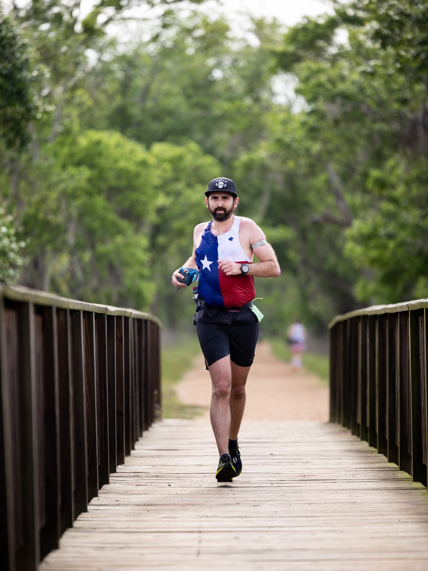 Crossing the bridge on the way to 40 Acre Lake.
We had some great morning race day weather in the high 60s and cloudy. The sun is breaking through the clouds here now as the day warms up - humidity and heat is the name of the game now.
#bb50 #trailrunning #ultrarunning