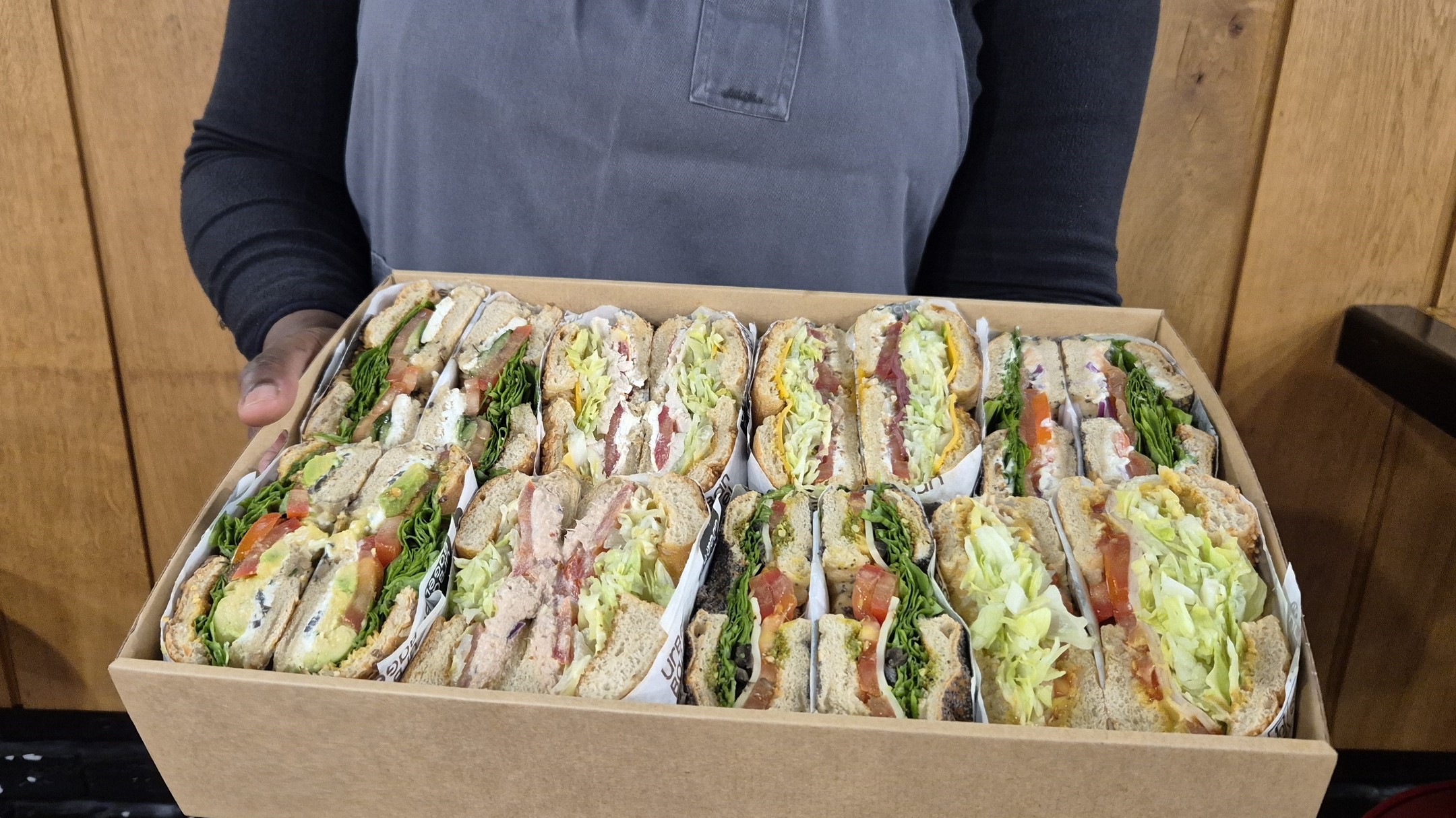 🥯🥯🥯Besoin d’un service traiteur pour votre événement ? Urban Bagel propose des prestations sur mesure pour particuliers et entreprises. 🥯🥯🥯
#urbanbagel #bagel #bagels #traiteur #seminaire #seminaireentreprise #mangersain #healthyfood