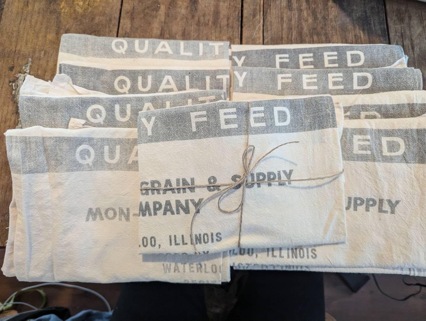 Just finished a batch of hand/dish towels from antique feed sacks, sourced locally in Waterloo, Illinois. Loved giving these a new life.
...
#handmade #antique #vintagestyle #retrostyle #retroaesthetic #retro #farmhouse #farmhousestyle #vintagefarmhouse #cottagecore #feedsack #homestead #homesteadlife #repurposed #upcycle #upcycling #farmlife