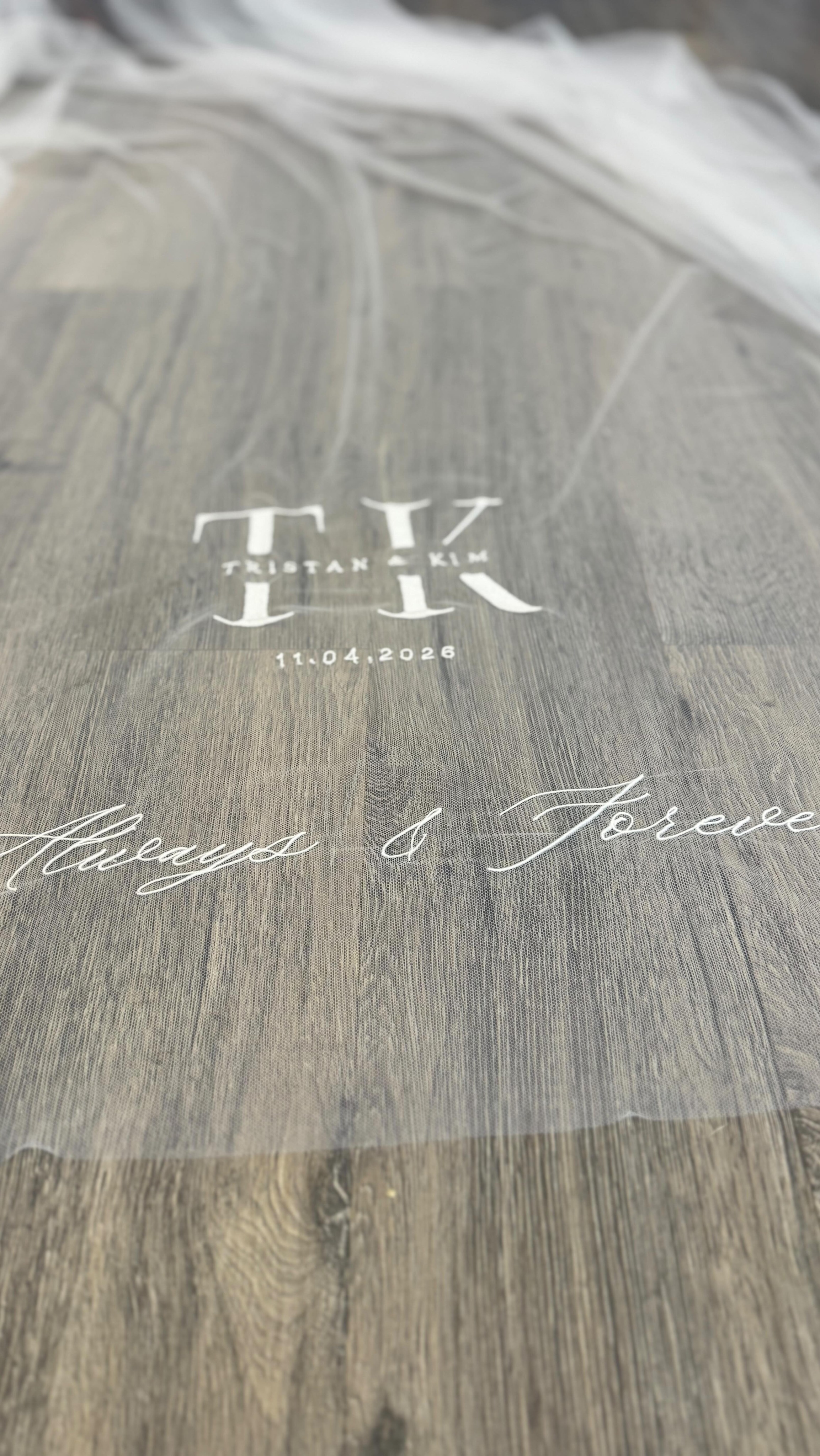 A detail that tied everything together 🤍
For Kim’s bespoke @yulia.mcauley veil, we embroidered her custom monogram — a signature seen throughout her entire wedding, seamlessly woven into every element of her day.
From stationery to styling, and now delicately stitched into her veil… a true reflection of thoughtful design and meaningful detail.
Each piece I create is about more than just embellishment — it’s about storytelling, continuity, and creating something that feels entirely yours.
A modern heirloom, made to be remembered ✨
#iklektikink #nicheembroidery #luxuryveils #bridaldetails #embroideredveil