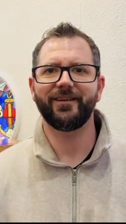 The Prayer Course - Wednesday's 7:30pm
Prayer is at the heart of our relationship with God; it's how we draw near to Him, how we listen, and how we grow in our union with Him. Yet many of us, whether we've just begun following Jesus or have walked with Him for years, feel there's still so much to learn about how to pray.
Whether prayer feels brand new to you, or you've prayed for years and want to go deeper, this course is for you. There's no prior experience needed, just a willingness to grow.