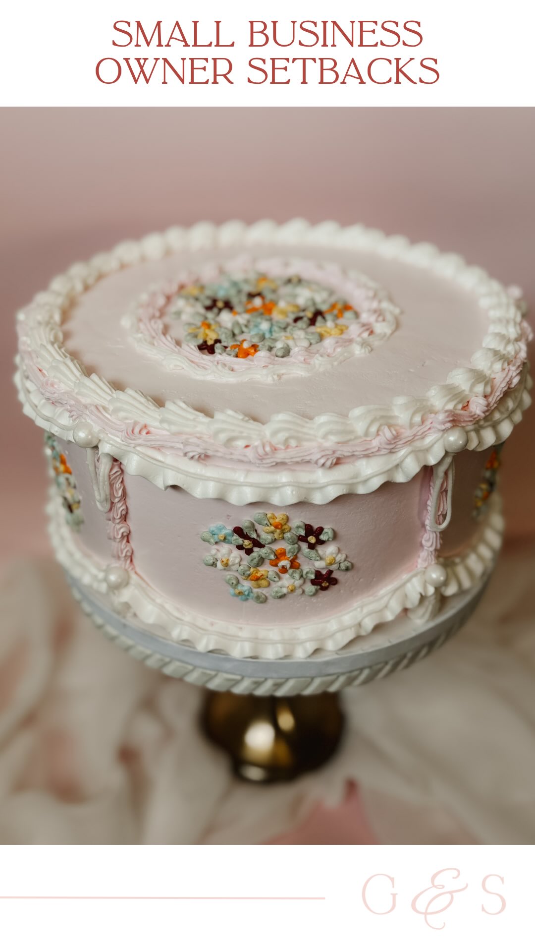 Running a small business comes with beautiful highs and moments that test you just as deeply. This past season reminded me that setbacks don’t mean stopping. They ask you to slow down, adjust, and keep moving forward with intention.
I shared a little more about that experience and what it taught me over on the blog ✨ If you’d like to read the full story, you can find it linked in my bio!