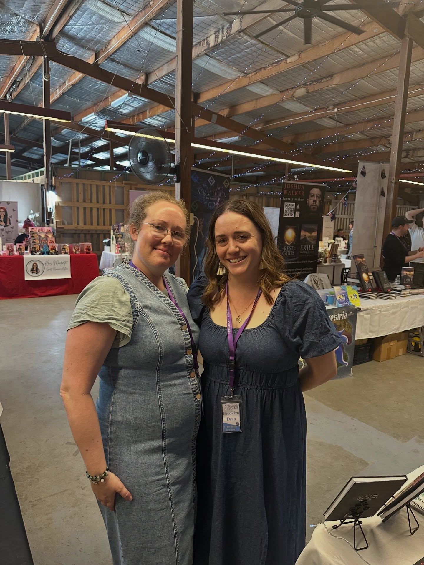 So lovely to catch up with lovely Brooklyn today. I’m terrible at taking compliments but she said i had calming energy and asked for a hug. Any time, beautiful @brooklyndeanwrites at @booksandbeyond2252