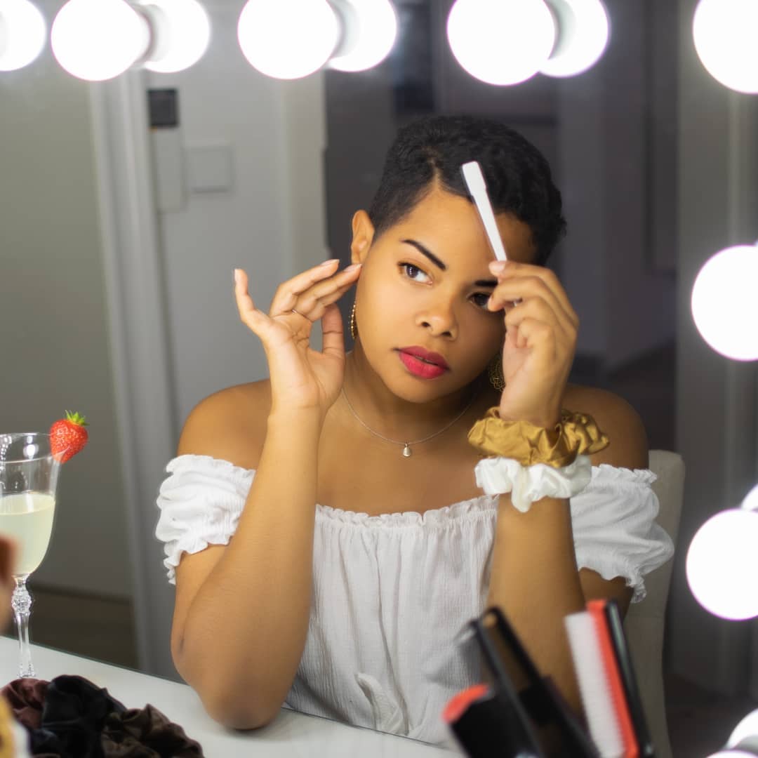 ⭐Es ist endlich soweit! Unser Online Shop ist LIVE!⭐🥳😍🤸🏾♂️ #linkinbio
Wir freuen uns riesig mit euch zu teilen, woran wir seit Monaten hinter den Kulissen gearbeitet haben🤭
#swipleft um einen ersten Eindruck von unserem Produktangebot zu bekommen🥰
👉🏽Natürlich könnt ihr auch Tickets für eure Lieblings-Haarworkshops über unsere Website buchen!
Der Karité Classics Online Shop ist ein Herzensprojekt VON Menschen mit Afrolocken FÜR Menschen mit Afrolocken bzw. Eltern von Kindern mit Afrolocken ❤ Unser Ziel ist es Natural Hair Care im deutschsprachigen Raum zugänglicher zu machen und dabei Menschen mit Afrolocken zu empowern!😘
Wir freuen uns riesig, wenn ihr auf den Link in unserer Bio klickt und auf unserer Seite vorbeischaut. Share and tell a friend about us🤗
Stay Curly, Stay Proud!
#curlfriends #onlineshop #share #lockenpflege #levelup #supportblackownedbusinesses