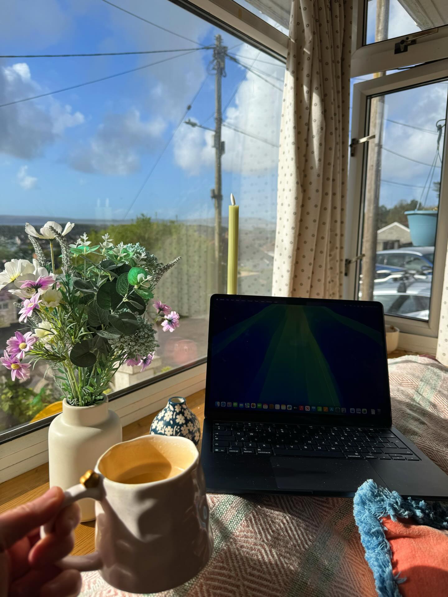 A new week ๐ง๐ช๐ฉ๐ผโ๐ณโ๏ธ๐ป
Desperately in need of a quieter week this week and Iโve got one (sounds backwards being happy about that I know)
Quite a few buffets heading out this week but also time to relax a bit ๐๐คฉ hope the โ๏ธ comes back!