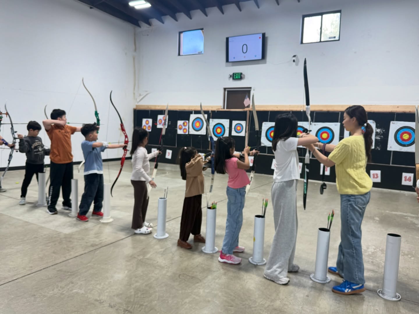 The beginner class students are following along very well with great focus, and their progress has been impressive ๐
Even at this early stage, their form and habits are developing nicely, which makes their future growth very exciting. ๐ฏBeginner class is held every Saturday at 4 PM ๐น