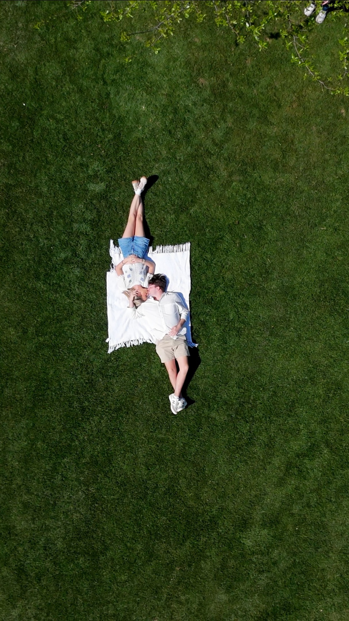 Highly recommend bringing your wedding videographer along to film your love story 💌
I am SO EXCITED for Katie + Connor to see their full film premiering for the first time at their rehearsal dinner! It’s filled with the sweetest surprises, and I truly cannot wait for them to see it unfold.
Counting down the days till we get to celebrate them at @stonehavenweddings in June! 🕊️