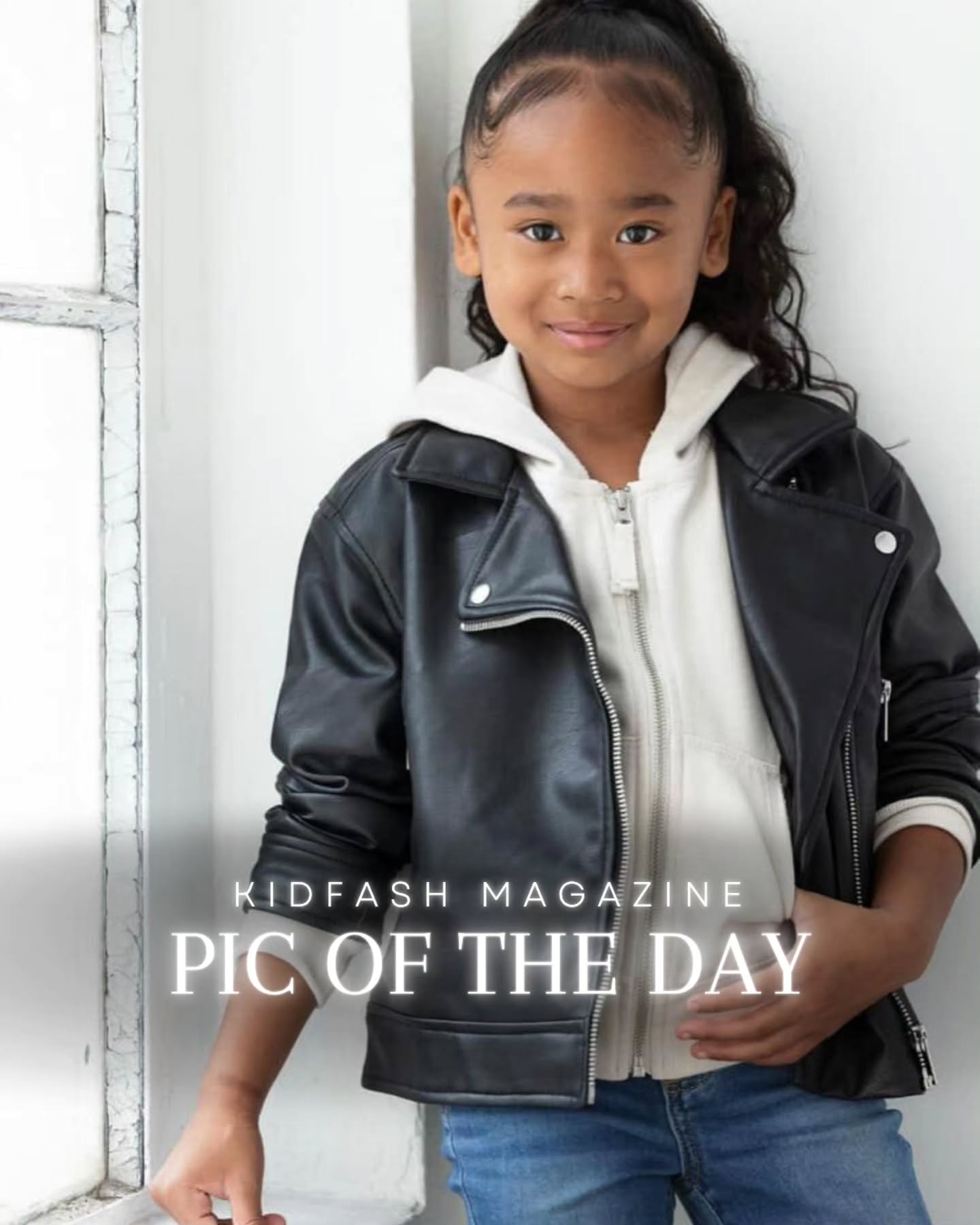 📸 Picture of the Day!
Model: @taijajade
📷 @tihanyiphoto
We are always looking for models to help gain exposure. This is totally free!
Want to be next?
Just tag us @kidfashmagazine in your next photo! You can also send us a pic via DM if you think you have what it takes! 😉
#KidFashMagazine #PictureOfTheDay #KidsFashion #ModelSpotlight