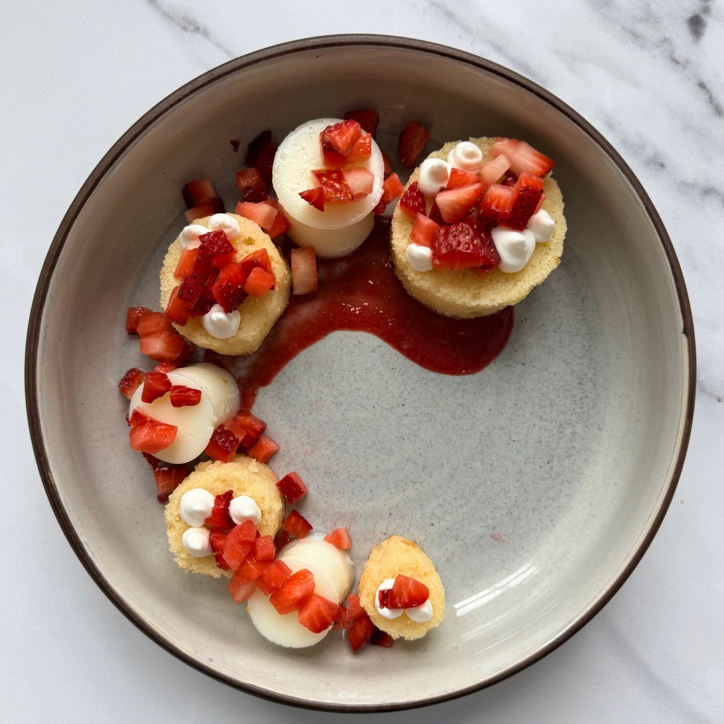 Homework shots! I missed our plating class at BU this week, so I spent some time practicing at home using one of the course recipe sets—almond‑rose cake, mastic milk pudding, fresh strawberries, strawberry coulis, Chantilly cream, and sugared almonds. The photos show a few different combinations, shapes, and plating approaches. I definitely need more practice, but this felt like a solid first attempt 🙂