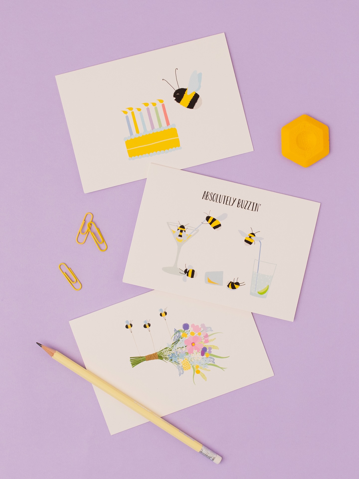 A few little birthday favourites 🐝💛✨🎈
There’s something so lovely about sending (and receiving) a joyful card and handwritten note 💌
Whether it’s for an occasion or just because…
to make someone’s day ✨🥰💌
Also… have you spotted all the bumblebees out and about? 🐝 They’ve been so busy in the garden lately… it really feels like spring 😁🌼🐝
#beecards #beeillustration #birthdaybees #illustratedcards #birthdaycardideas 🎂🐝✨🎈