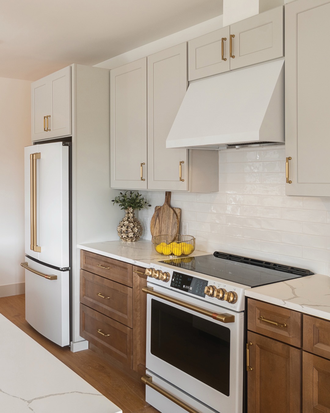 ā¼ļøOnly ONE Residence Remaining at @majesticmillbrookā¼ļø
1025 Massachusetts Ave, Unit 214, Arlington, MA
2 BEDSĀ ā¢Ā 2 BATHSĀ ā¢Ā 1,181 SQFT
āØWelcome to Majestic Mill Brook, a luxury new construction condo complex built by The Maggiore Companies.
āØLow-emissions development with high-quality finishes and contemporary flair.
āØThis stylish residence offers an open concept living room and dining area, seamlessly connected to a modern kitchen, complete with an electric range, exterior-vented exhaust hood, and microwave drawer.
āØEnjoy access to a private patio, leading to the community courtyard featuring grilling stations, comfortable seating, and lush plantings.
āØAdditional community amenities include a fifth-floor roof deck, ground-level urban garden, and community fitness center.
āØ1 deeded garage parking space with EV charger, bicycle storage, and storage unit.
OPEN HOUSES
ā«ļøThursdays, 11-2pm
ā«ļøFridays, 11-2pm
ā«ļøSaturdays, 11-2pm
Or call to schedule a private showing š² 781-570-9007