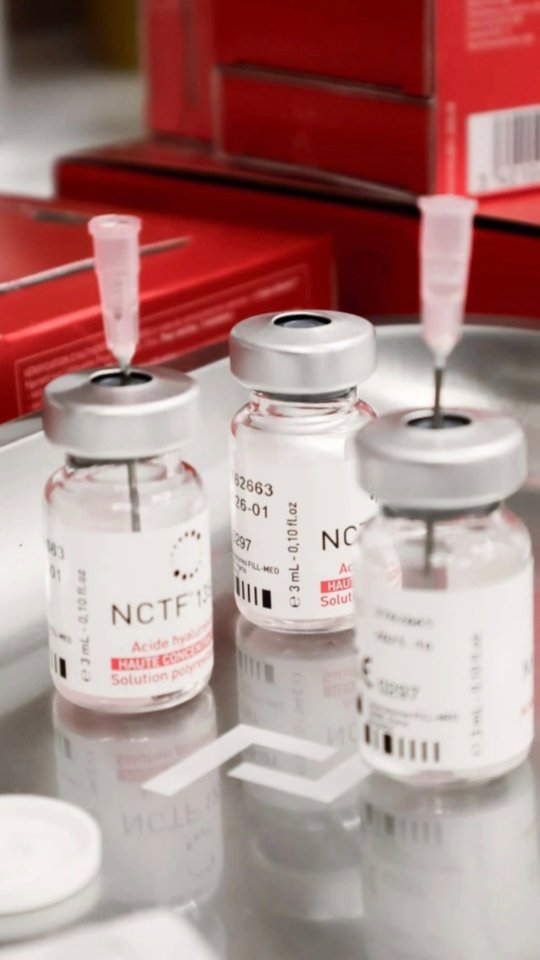 📢Introducing NCTF® 135 HA bio-regeneration — a powerful skin revitalising treatment designed to repair, renew and rejuvenate from within!
Packed with over 60 active ingredients (including vitamins, amino acids & hyaluronic acid), this treatment works at a cellular level to:
💧 Boost hydration
✨ Enhance glow & radiance
🔬 Stimulate collagen & fibroblasts
🌿 Improve overall skin quality
✅️👩🏼⚕️Perfect as a standalone treatment or combined with your other aesthetic procedures for enhanced, longer-lasting results.
If you're looking for a natural, refreshed, radiant skin from the inside out then get in touch to learn more📲
📩 DM or click the link in our bio to schedule your consultation
#uskinaestheticclinic #fillmedlaboratoires #dermatologynp #skinrejuvenation #