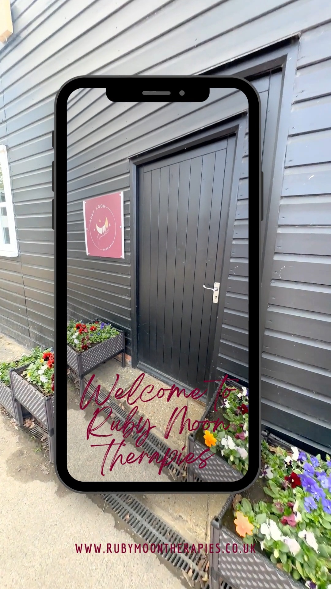 We love our little salon ! Here's what to expect when you arrive ... we'll be here to welcome you for your treatment ❤
#salonhorley #rubymoontherapies #rubymoonhorley #horleysalon #horleymassage #horleymums #horleysurrey