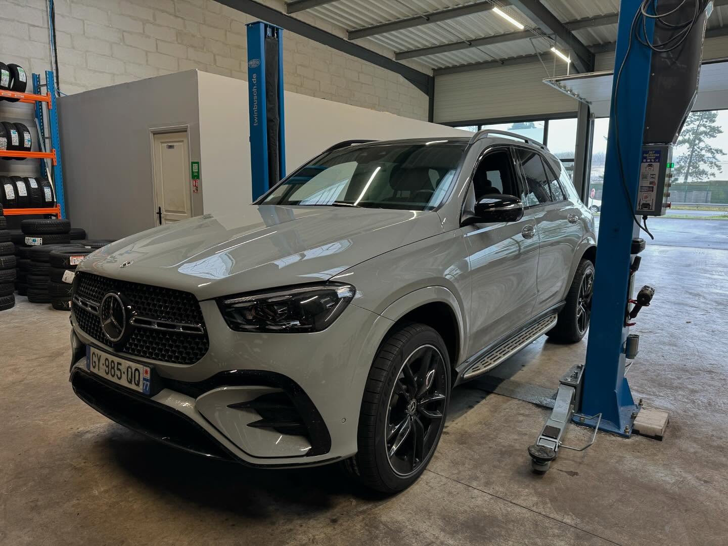 Mercedes GLE
285/40 R22
325/35 R22
Pireli Pzero
#mercedes #mercedesgle #mercedesamg #amg #pirelli