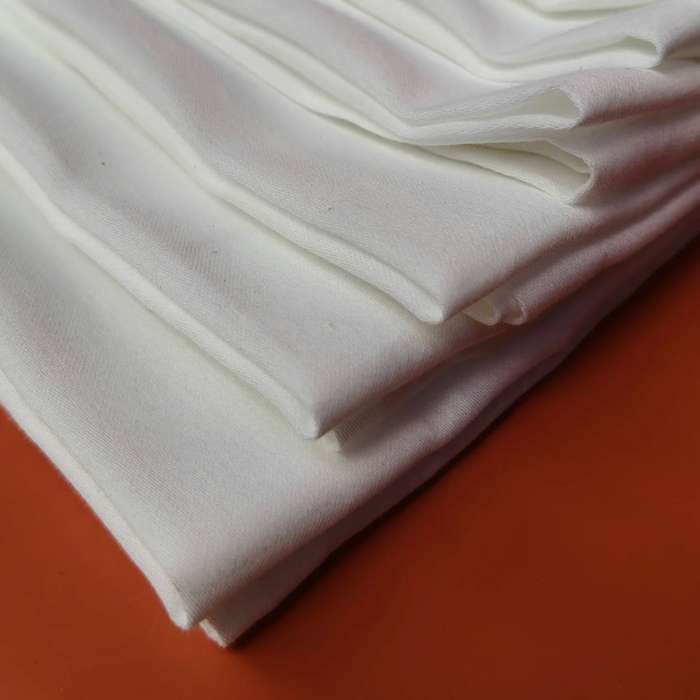 Paras 24 CARAT Handkerchiefs
Buy online at kalponline.com
Pure cotton Handkerchiefs for suit all pockets