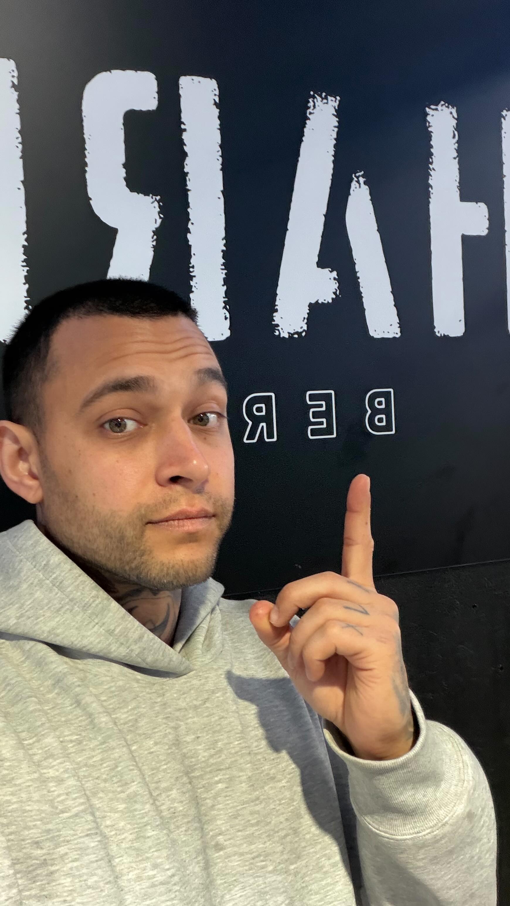 New month new school! St Mary’s is next. For the month of April if you have a child in St Mary’s that wants to come and do some classes they are completely free. Just sign them up and use the code STMARYS100 when you go to pay!
@stmarys916
#berkhamsted #berkhamstedboxing #berkhamstedlife #berkhamstedfitness #youthboxing