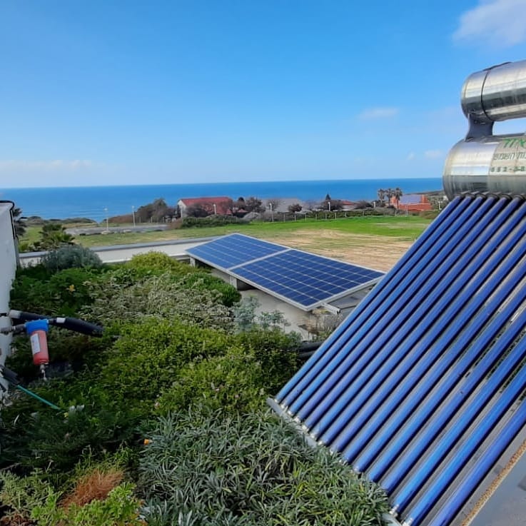 growupdate (architect Joseph Cory @geotectura)
#greenroof, #בנייןצומח, #bldveg, #גגירוק, #oikosteges, #גגצומח, #xeroflor, #israel, #arsuf, #eco360, #geotectura, #josephcory, #בנייהירוקה, #mediterranean