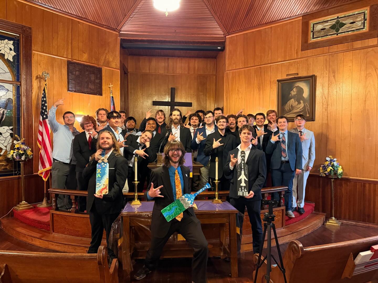 This past weekend we initiated four brothers into the Bond of Lambda Chi Alpha. We are super excited to see what they have in store for the future of our chapter. 🤟