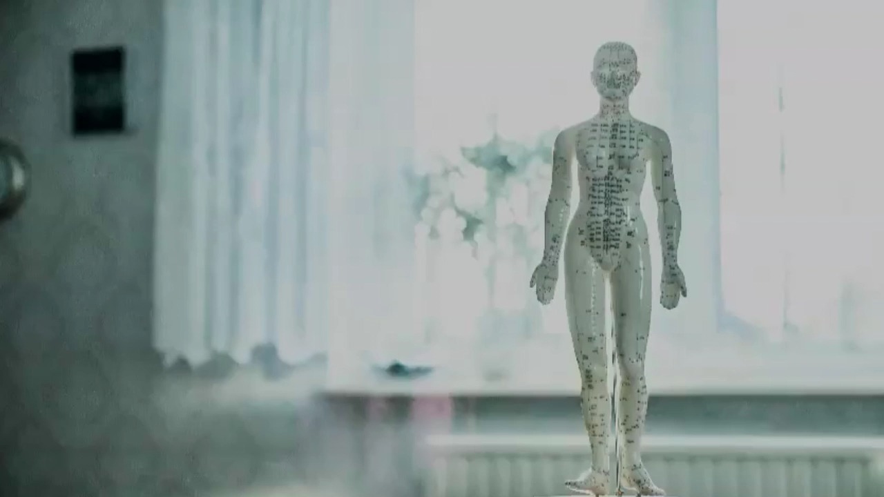 Acupuncture views headaches differently from Western medicine. A migraine, according to Western medicine, is a recurrent headache with no known cause and is commonly triggered by stress, fatigue, insomnia, menstruation and weather
changes.
From a Traditional Chinese Medicine (TCM) perspective, a headache is a
subjective symptom that can accompany many other signs and symptoms related to each other.
According to acupuncture, a headache can be caused by problems in other parts of the body and not necessarily only in the head or due to neurovascular dysfunction.
That is why acupuncturists will diagnose and treat each individual headache accordingly. The pathological changes and conditions inside the body related to each headache is analyzed by TCM practitioners to find the underlying causes of a headache before treatment begins.
#acupunture #tradtionalchinesemedicine #chinesemedicine #smallbusiness #womanownedbusiness #ginamarksacupuncture #california #californiasmallbusiness #pleasanthill #contracostacounty #headaches #headachehelp #migraines #headachefree #painfree #relief #hollistichealing #hollisticmedicine