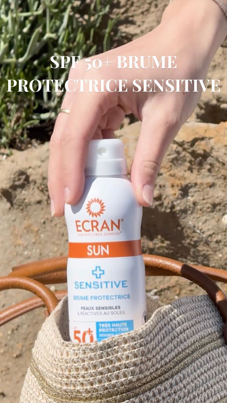 Le geste essentiel de l’été ☀️
Un spray, une protection, et l’esprit léger au soleil…
La brume protectrice SPF 50+ Sensitive s’invite partout avec moi.
Peaux sensibles ou réactives, elle protège efficacement tout en restant légère et invisible;
Parfaite pour les retouches en journée, même en pleine virée au soleil.
À glisser dans son panier, son sac de plage… et à ne jamais oublier 😉
#ecransun #spf50 #peauxsensible