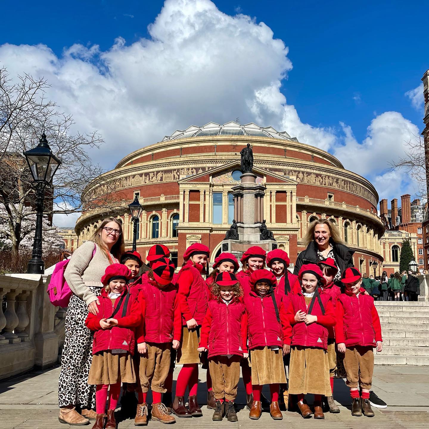 Our trip to the Albert Hall for the Classical Spectacular Concert… the Royal Philharmonic Orchestra, electrifying laser displays - and fireworks…brilliant!
#montessorikent #montessorielementary #montessoriprimary #montessori nursery