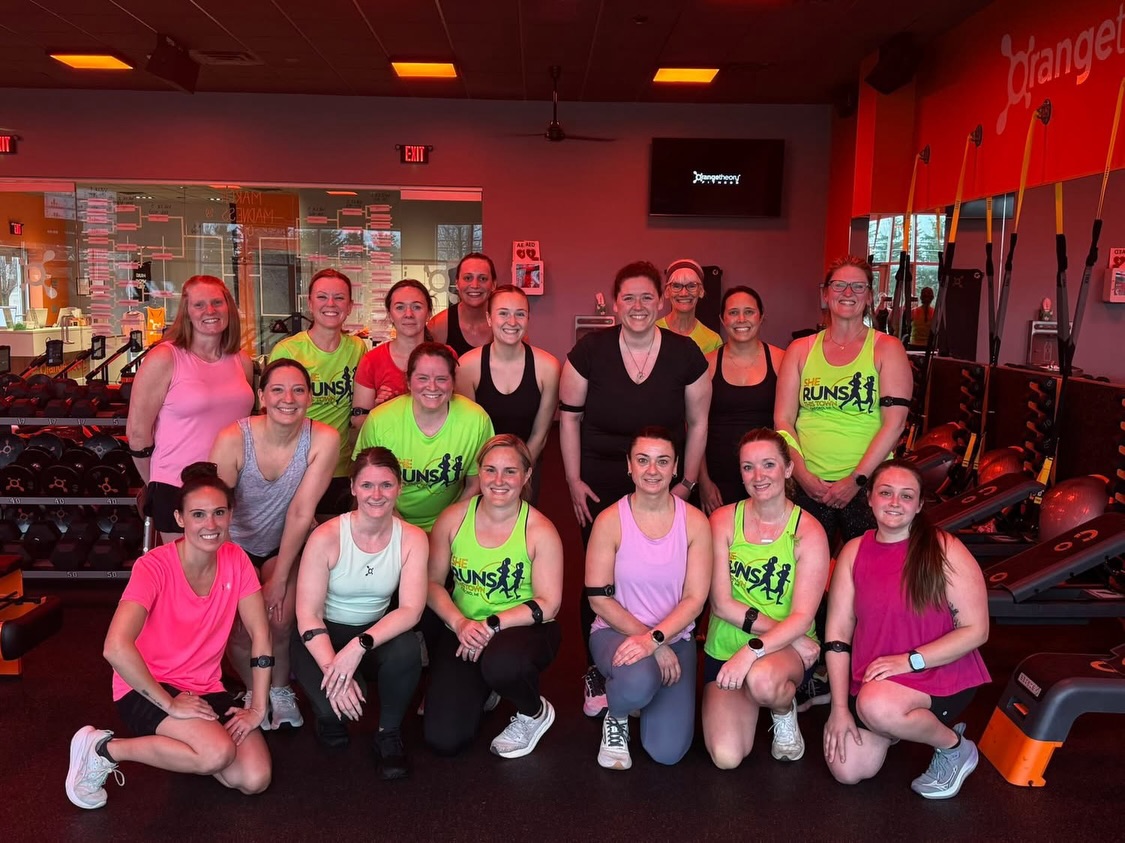 Have you checked out the new @orangetheoryoxfordmi ? I just did a private session with my running group with the fabulous Coach Ashley!
Going to be sore tomorrow!! They do free trials if you want to actually get pushed and motivated in your workout 👀