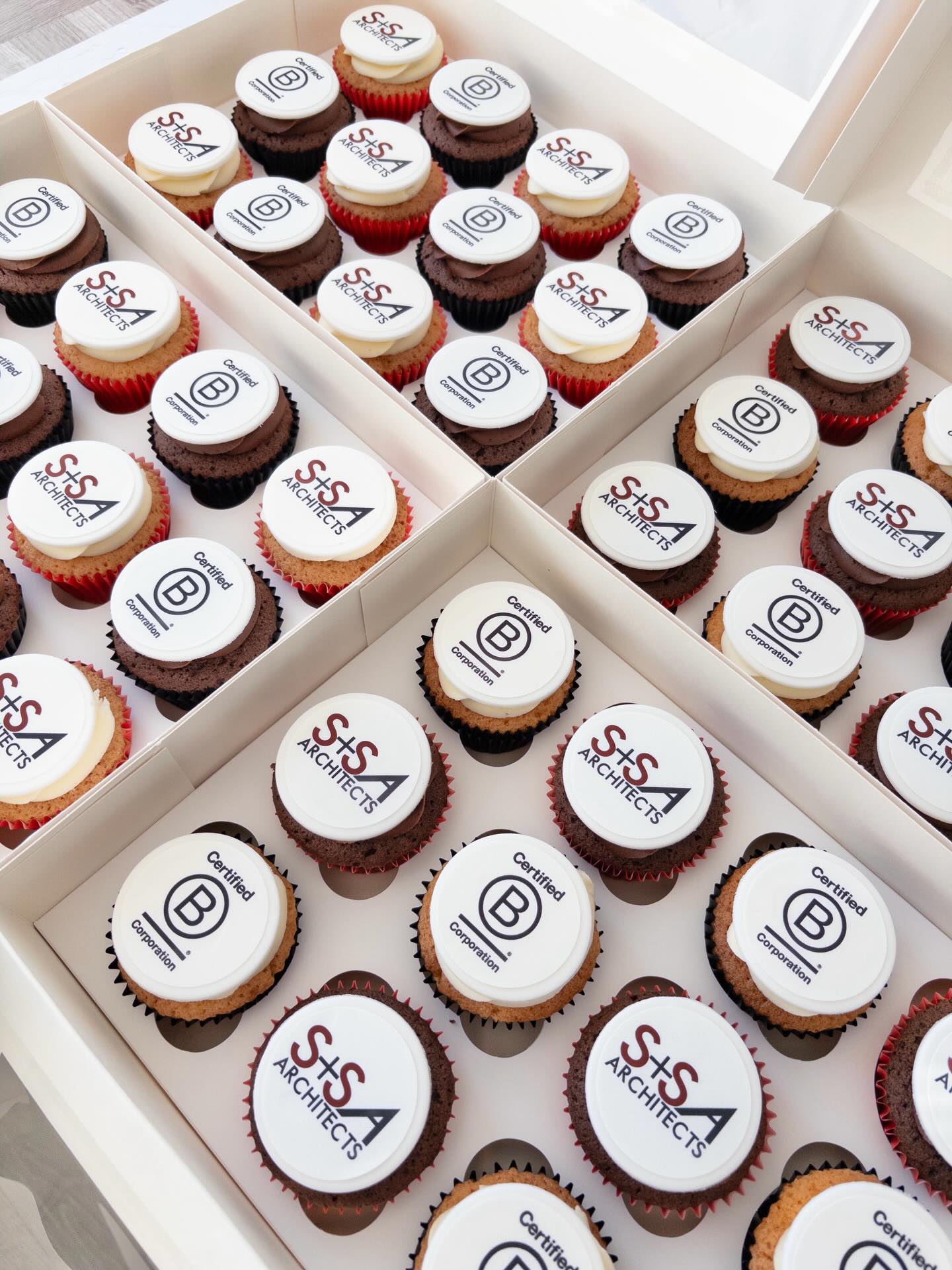 March was B Corp month and we were happy to provide the staff snacks for @ssaarchitects who has one of the best office spaces we’ve ever seen! Check it out on their profile - it’s absolutely stunning!
#brandedcupcakes #corporatecupcakes #bcorpmonth #cupcakesharrogate #cakesharrogate
