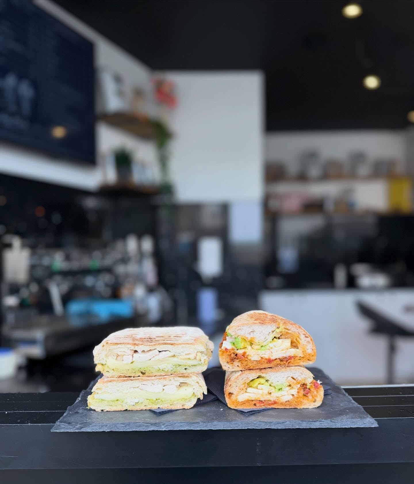 ✨ NEW SANDWICHES ✨
Chicken, pesto & mozzarella
Avocado, halloumi & red pesto
#fresh #lunch #coffeeshop