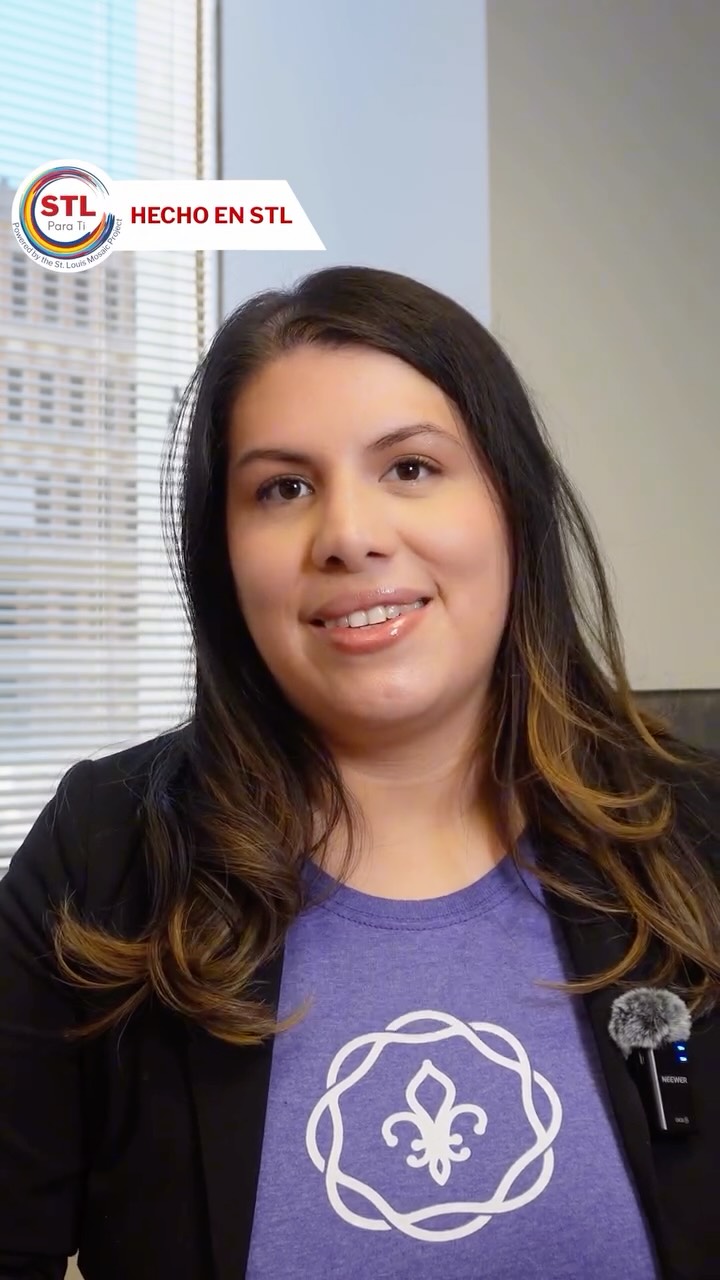 HECHO EN STL// Get to know Ingrid Dufrenne, first generation Latina and Public Information Manager for the St. Louis County Department of Human Services.
🔍 Learn more about the services they offer via @stlcounty
#stlmade #stlcounty #localgovernment #hechoenstl