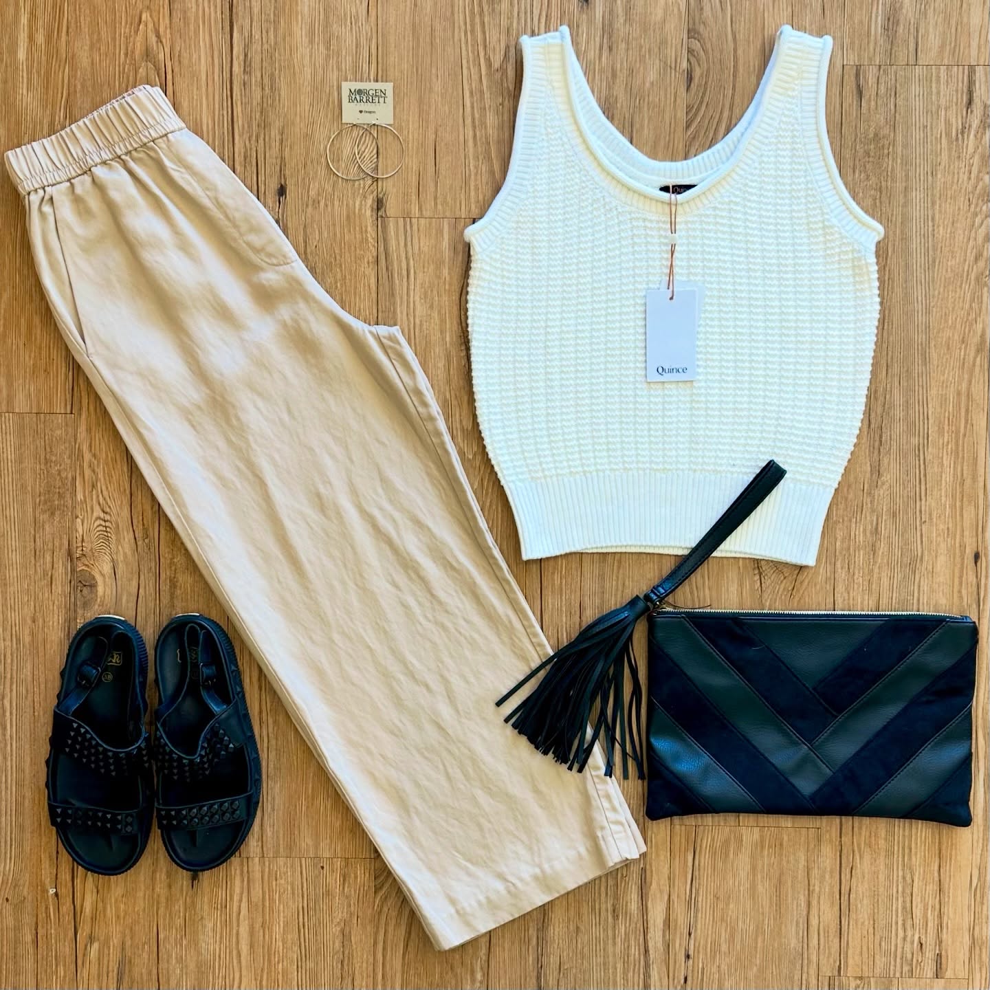 Swipe for a closeup of the sandals. ♠️
The details:
Quince organic cotton knit top sz S - SOLD
Hallhuber pants sz S, $28
Ash leather sandals (msrp $210) sz 38, $38
Carlos by Carlos Santana vegan clutch, $20
Morgen Barrett earrings, $36
