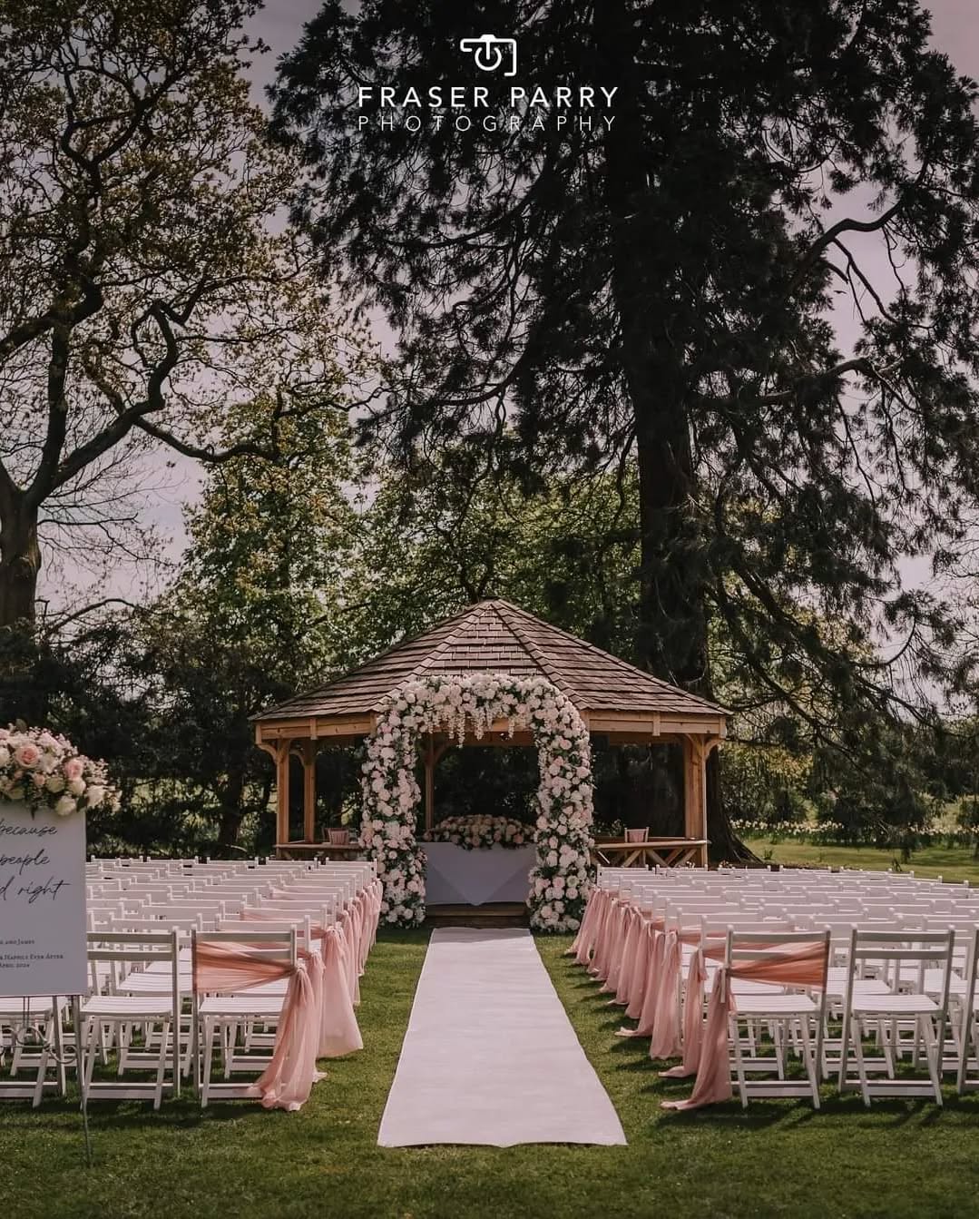 An incredible start to Outdoor Wedding Ceremonies @mulberryhousehotel
It felt like Summer for a day, Justine & James you picked a belter!
Congratulations and we can't wait to see more!!! @fraserparryphotography 📸
#BridalBlooms #bridalbouquet #bride2025 #bride2024 #bridetobe #WeddingFloristry #weddingstyling #weddingcolours #pinkwedding #dustybluewedding #hydrangeas #cornflower #WeddingInspiration #weddingplanner #FreshFlowers #phalaenopsis #avalancheroses #calalily #stunningflowers #tjdesignerweddings #tjdesignergroup #CoverITWeddings #coveritweddings #weddingdesign #gardenwedding #OutdoorWeddingGoals
