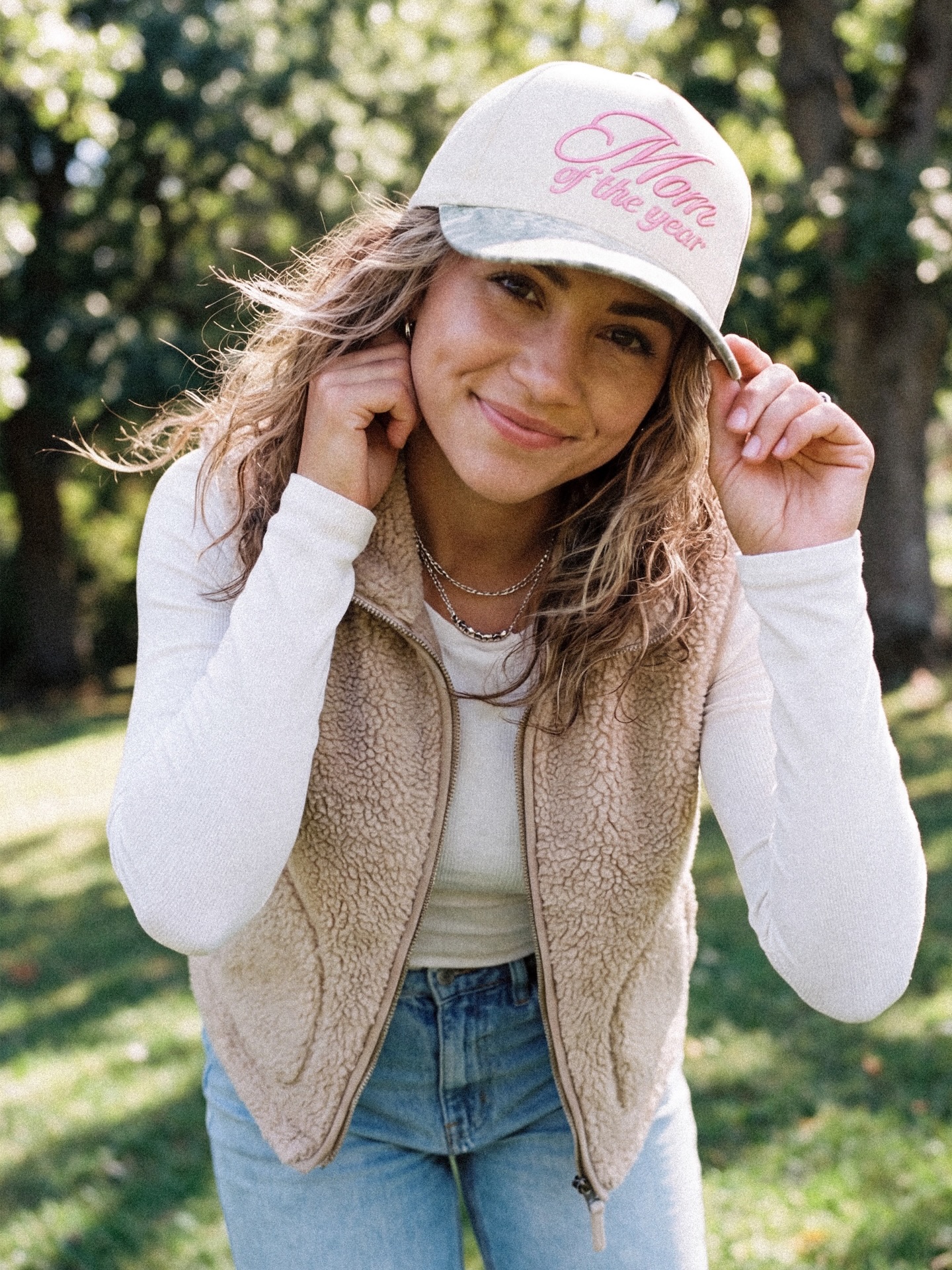 mom of the year 🌷🎀
for the moms who do it all🩷
shop trucker hats right now for Mother’s Day!
link in bio 🔗
#mothersday #truckerhat #embroidery #wholesalehats