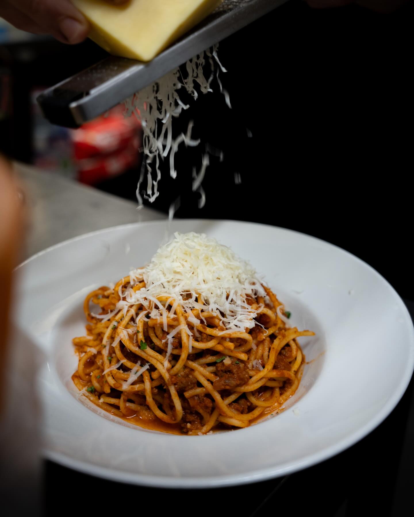 The finishing touch that makes every pasta dish even better, freshly grated cheese over a plate full of comfort 🍝✨
#CaponesGalway #PastaLovers #FreshFlavours #GalwayEats #foodmoments