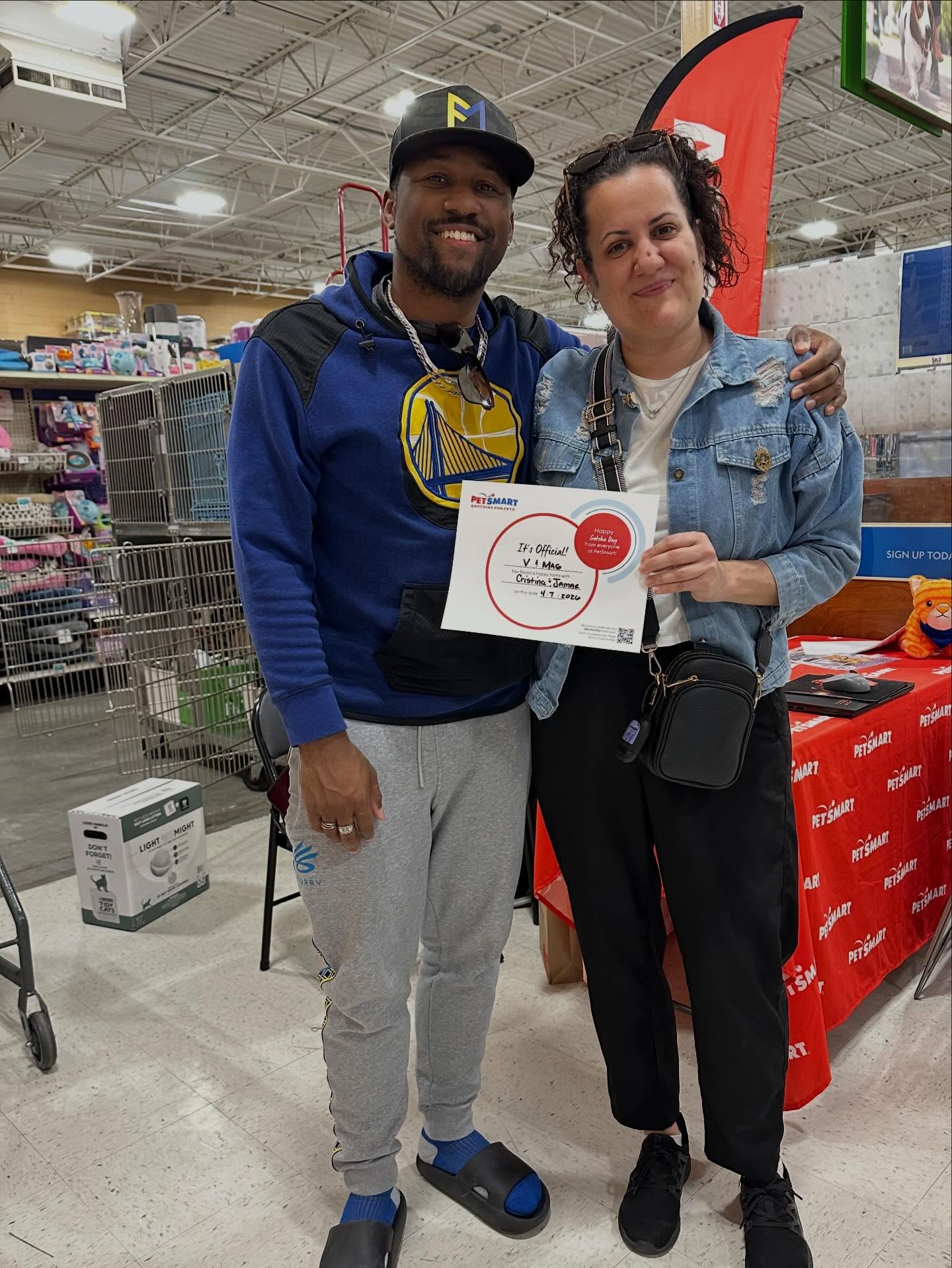 So happy to share such wonderful news.....
😌 Tico and David now "V and Mag" adoptions were finalized by this lovely couple. These two brothers stole their hearts from day one! ❤️
🤗 Our sweet Jazz now "Figgy" adoption was finalized and as you can see, he loves posing for the camera 📸.❤️
🥹Jesse now McCartney adoption was finalized and he was reunited with his loving brother . ❤️
🥰 Siblings Rae and Ridge went to their foster to adopt home with this lovely family! ❤️
Hope to find more wonderful homes for our special kitties!