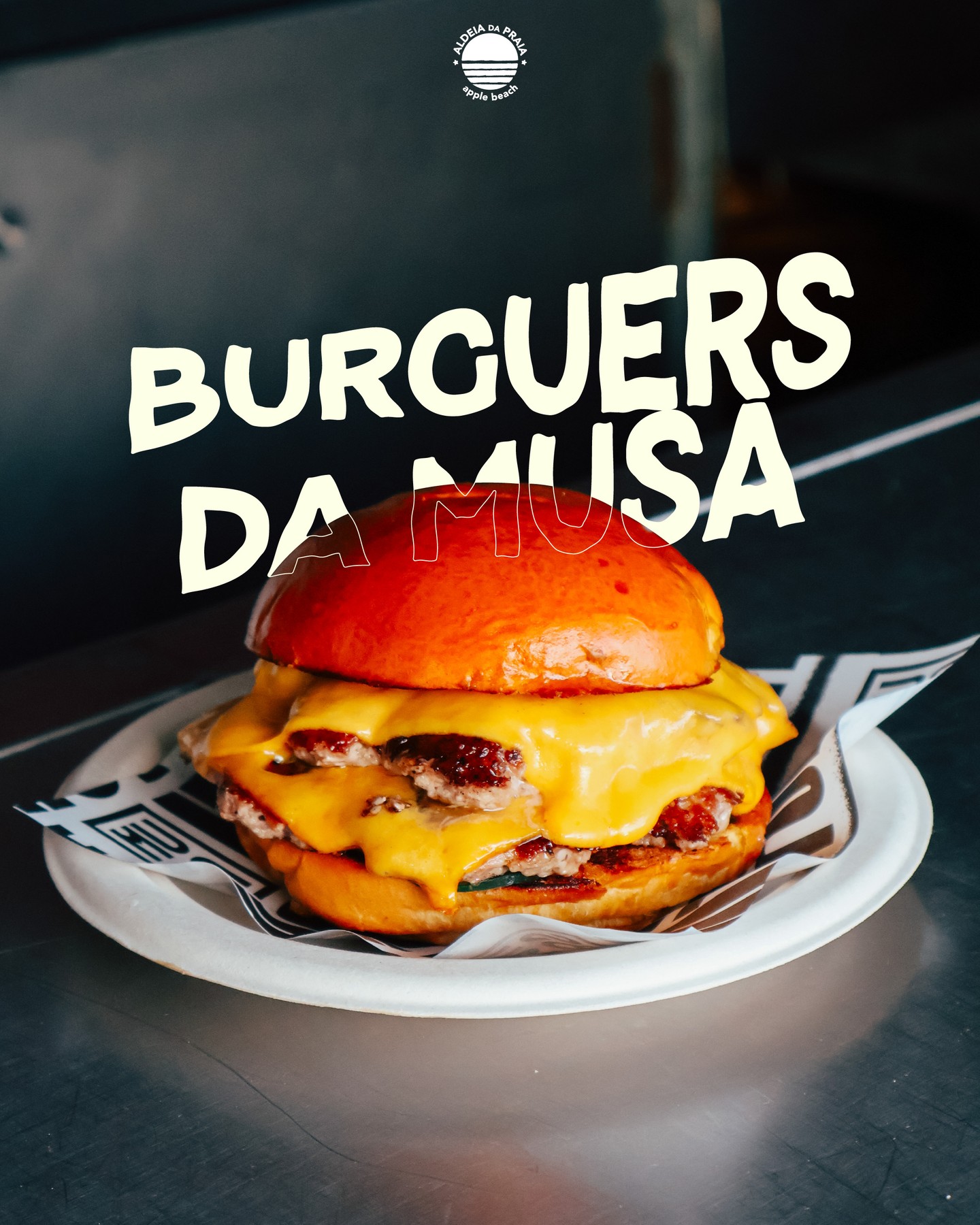 🇵🇹 Novas regras: agora os Burgers são da Musa. A mesma vontade de sempre, mas com o "tempero" da @musaaldeiadapraia. É o par que Sintra não sabia que precisava.
🇬🇧 New rules: the Burgers are now from Musa. Same craving, but with that @musaaldeiadapraia twist. The match Sintra didn't know it needed.
#AldeiaDaPraia #MusaAldeia #BurgersDaMusa #SintraEats #BurgerLovers #CraftBeer #Sintra