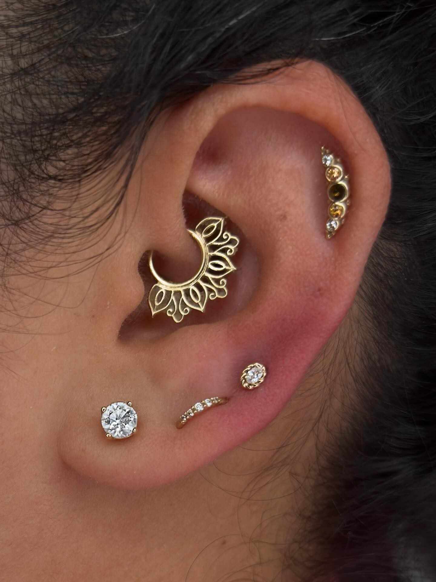 14k Yellow Gold ✨
@piercingbyroy ✨
#staytruebodypiercing #safepiercing
#appmember