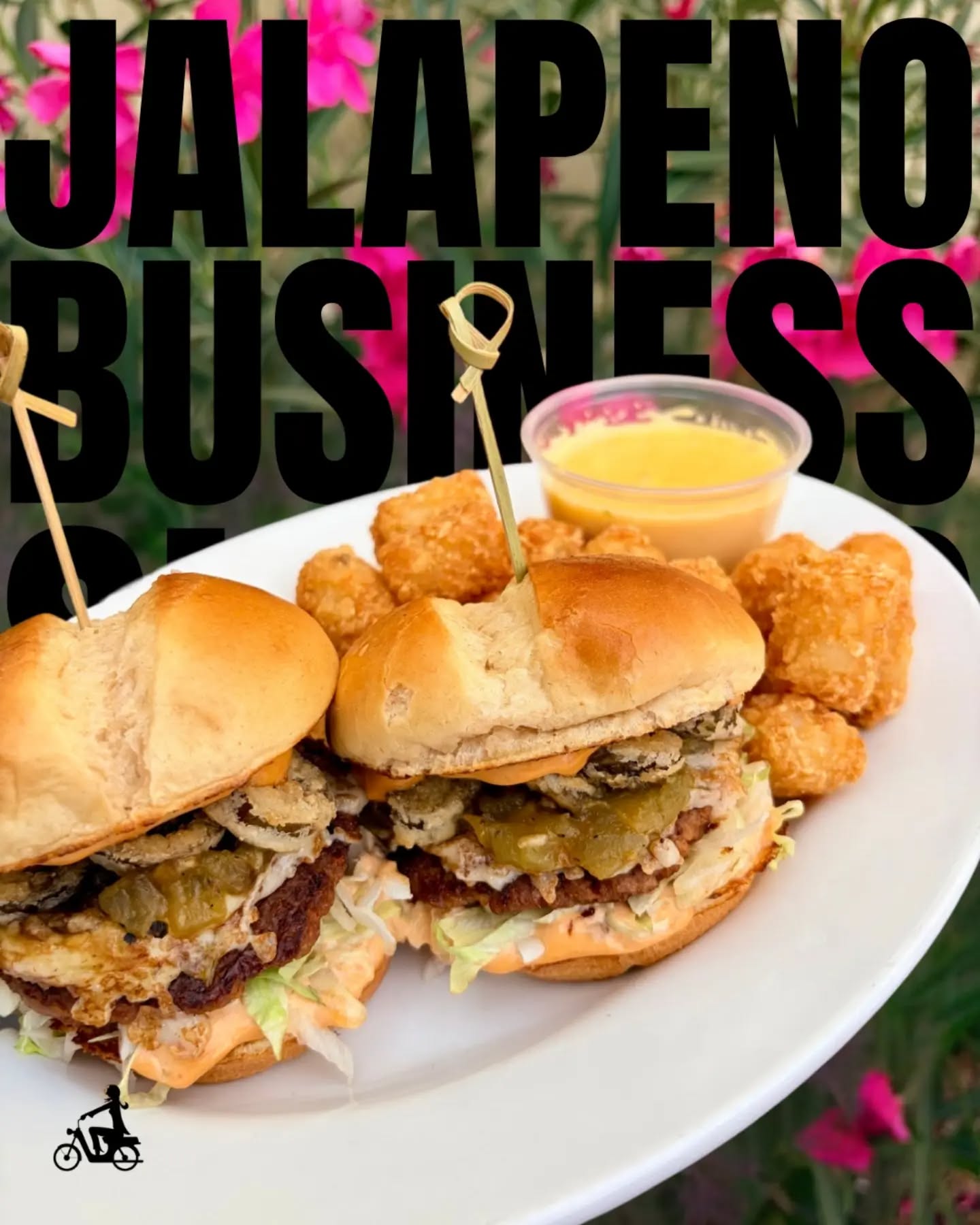 Jalapeño Business Sliders
Now at #greenTempe
Double mock beef sliders merged with potato buns getting down to jalapeño business with taco spiced queso blanco, green chilè, fresh lettuce, and crispy fried pickled jales with a smoky chipotle aioli drip. Served with tater tots and a side of EZ cheese for dipping like you mean it.
🌶️
#alwaysvegan