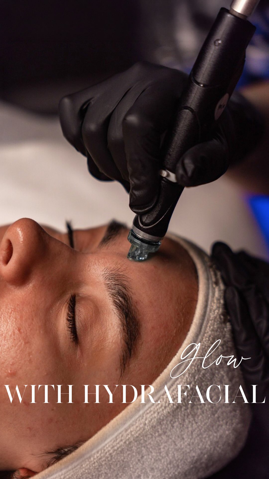 Walk in. Walk out glowing.
No drama. No downtime. No “your skin might purge for a few days.”
HydraFacial cleanses, extracts and floods your skin with hydration in one seamless treatment. It works on every skin type, every age, every season, and the results are visible the moment you look in the mirror. ✨
It’s not magic. It’s just really, really good skincare.
📞 70000272 | DM to book 🕐 Mon–Sat | 9:00–20:00