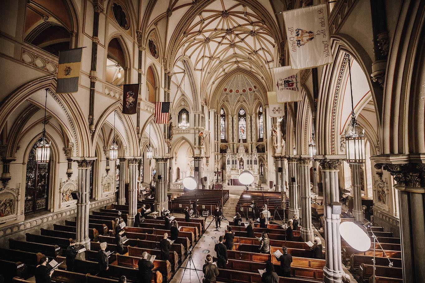 Some backstage from our recent shooting with @operaphila . We went to three absolutely stunning and unique churches in Philadelphia neighborhoods to record the selection of works for choir and organ. Now it’s time to get down to editing.
📸 @andre_melnyk
#rectoday #operaphiladelphia #organ #choir #videoproduction