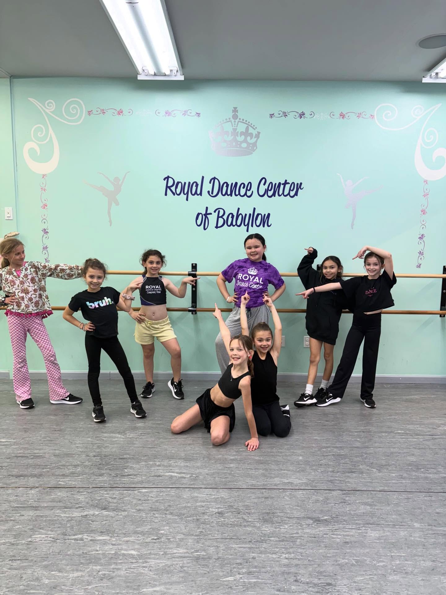 Happy Birthday Arwyn! 💜👑
#discoverbabylon #VillageofBabylon #LoyalToRoyal #RDCForever #longislanddancestudio