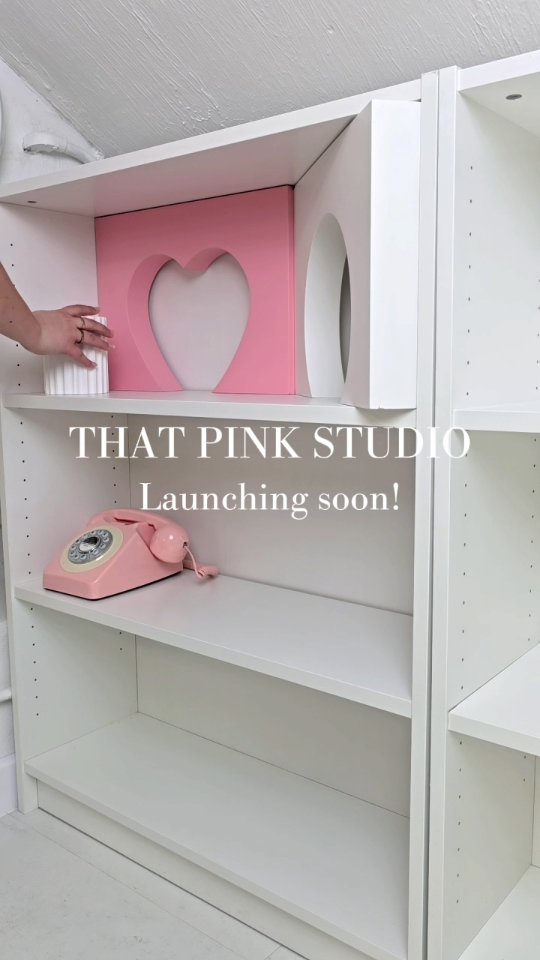 No one talks about this part…
The hours of building furniture, figuring things out, and putting everything together piece by piece.
It’s not the most glamorous part of opening a studio — but it’s what makes the vision come to life.
Sign up to our email list to get first access to bookings with an exclusive launch deal! 💖