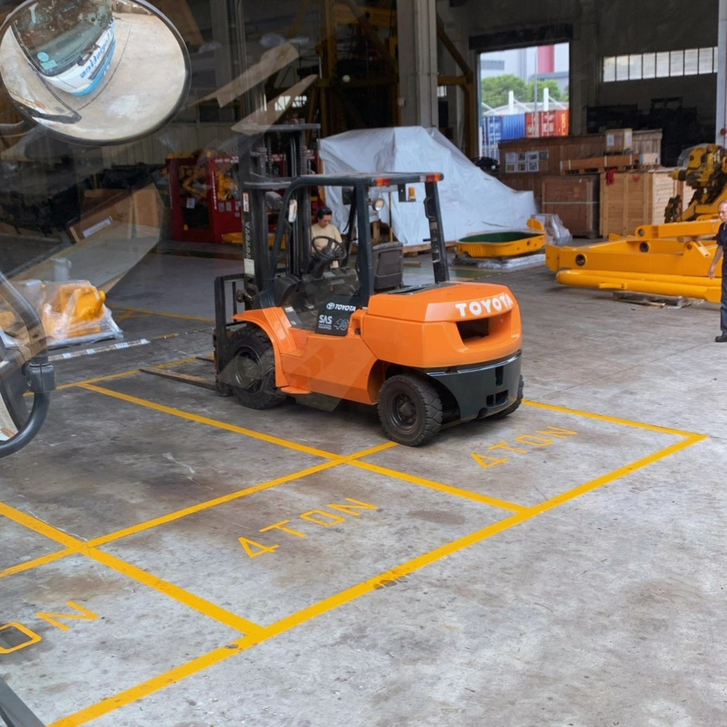 A place for everything and everything in its place.
#idiom
#forkliftrental
#forklift
##bsforklift