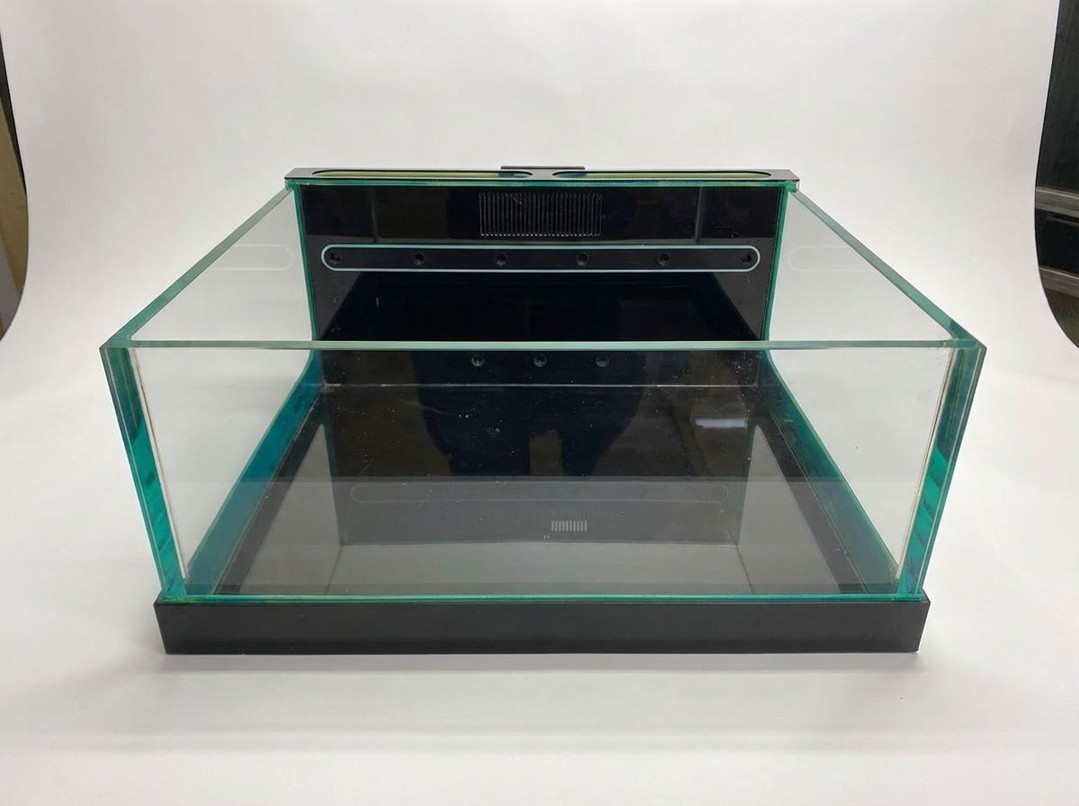 One of our signature standard frag tank setups at The Polyp Pros 🌊
Designed to connect straight into your existing system, this compact frag tank keeps things clean, simple, and effective. With our jet-driven flow design, the returns create the tank flow themselves, meaning no extra powerheads are needed inside the display.
Available as:
• Standard tank setup
• Full plug-and-play option with EcoTech extras
Standard setup includes:
• Acrylic frag tank
• 2 movable frag racks with silicone locking mechanism
EcoTech extras option includes:
• Radion XR15 Gen 6
• EcoTech RMS XR15 Tank Mount
• Vectra S2
Specs:
• 560mm x 480mm footprint
• 250mm height
• 60 litre volume
Featuring a 25mm inlet, 2 x 50mm downpipes, and recommended 4000–6000 lph pump, this setup is built to provide strong, even flow throughout the tank while keeping the look minimal and tidy.
A clean frag system, designed for reefers who want performance without clutter.
#ThePolypPros #FragTank #CoralFragTank #ReefTank #ReefAquarium #MarineAquarium #CoralPropagation #FragSystem #AcrylicAquarium #CustomAcrylic #ReefKeeping #CoralFarm #EcotechMarine #RadionXR15 #PlugAndPlayReef
