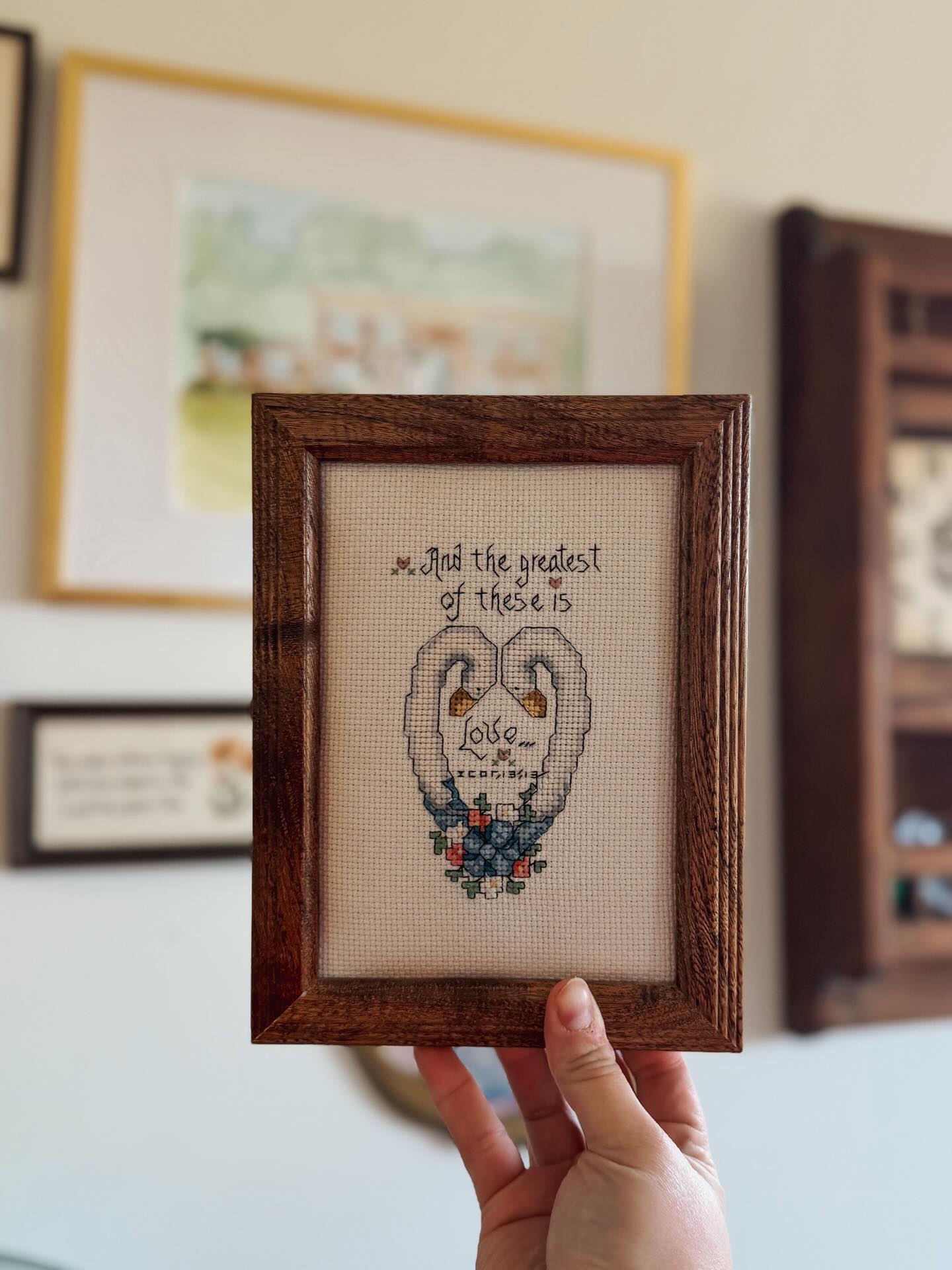 My vintage finds lately. I went to my first estate sale this morning. That was surprisingly really great. 🤎
Did your grandma have the little ribbed cups in her house? 🥹
#vintage #thrifting #thrift