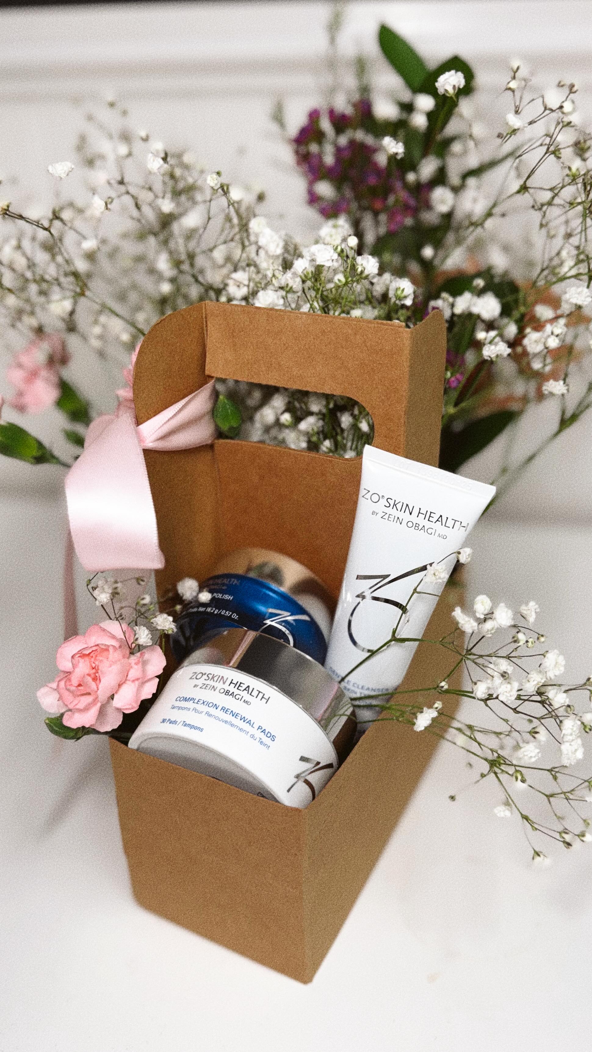 🌷Bloom Beauty Basket🌷
Because she deserves something as beautiful as she is.
Our limited Mother’s Day bundle includes:
Fresh florals
Gentle Cleanser
Exfoliating Polish
Complexion Renewal Pads
Everything she needs for a fresh, radiant glow, wrapped up in the prettiest little moment.
$85
**Optional add-ons available to make it even more special/ customized
Perfect for gifting... or keeping (we won’t tell
Limited quantities available.. message us to reserve yours!
Taking orders through May 1st, pick up will be May
8th! 🌸🌺🌸
#beautybasket #medspa #mothersdayspecial #mothersday
