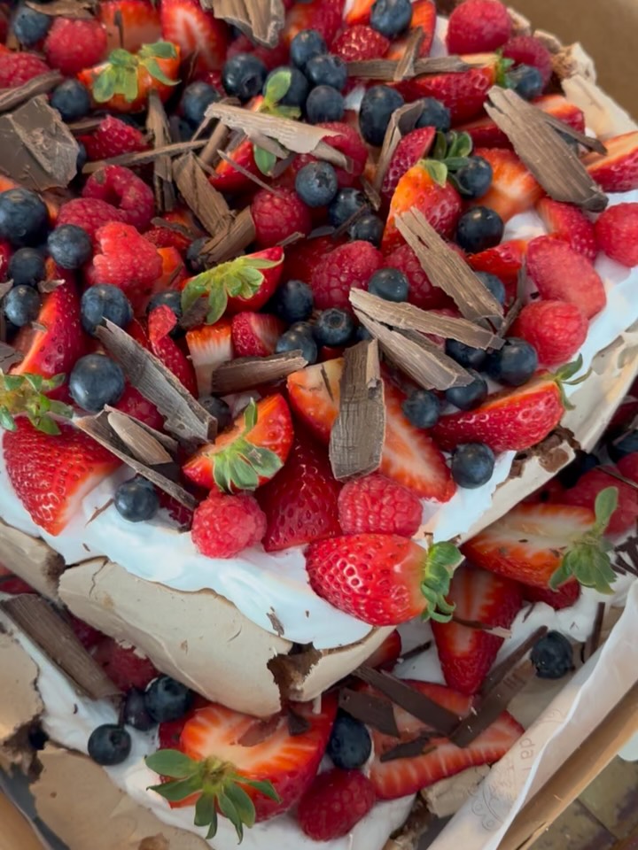 Continuamos a fazer parte de tantas festas! Obrigada por nos escolherem para estes momentos 🤩😍
#bolodeaniversário #birthdaycake