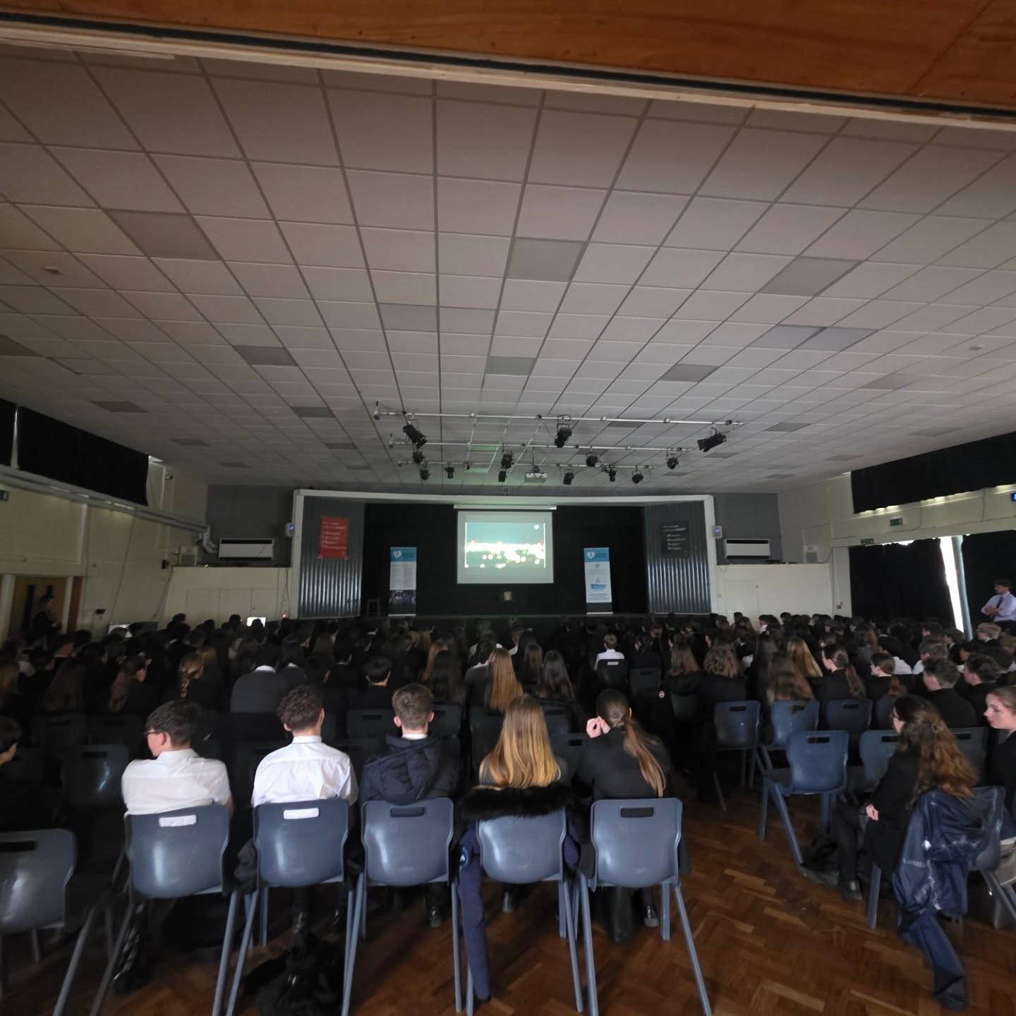 It was a pleasure to return to the main school at @beaconacademycrowborough to deliver a session to the Year 9 students.
It proved to be a particularly emotional session. During the final song, I became upset and allowed myself to be vulnerable; however, I believe this is important. It demonstrates to young people that emotion is a strength, not a weakness.
This is an exceptional school that has continued to support our charity through fundraising since my first visit over a year ago, and I am incredibly grateful for their ongoing commitment.
Please remember you can report ALL knife carriers anonymously through @fearlessuk or by calling 0800 555 111
Always loved always missed Cheeks 🩵
#StopKnifeCrime #education #Strongertogether